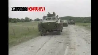 Atuokolona e ushtrisë serbe sulmohet nga UÇK, duke i shkatërruar dy autoblindë
