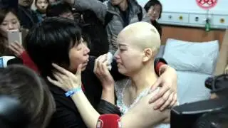 Sad true story: Girl friend got cancer, a man decide to quit job and marry her