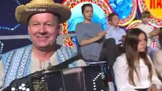 Комаровский Сергей исп. частушки в программе 