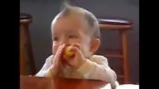 Реакция детей на лимон! Добрый смешной ролик!!!