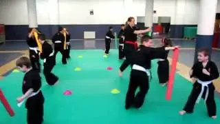 KENPO JYUTSU JUNIOR training punch 1