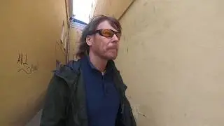 Экскурсия по проходным дворам. Изнанка Питера: дом, где снимали 