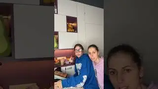 МОЯ ДОЧЬ МАТЕРИТСЯ 