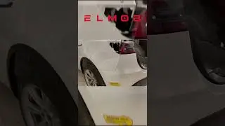 Встановлення батареї в Tesla