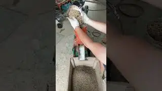 Гранулятор 150мм . матрица 3мм.работа по цельному зерну.