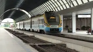 Дизель-поезд Д1M-002 на ст. Кишинёв / D1M-002 DMU at Chisinau station