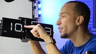 Cloudnola Flipping Out Flip Clock (Black On Black)