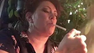 Evening smoking ** Playing with smoke