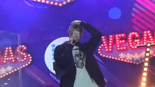 Константин Тарасюк на сцене(Партийная Зона,17.12.17)