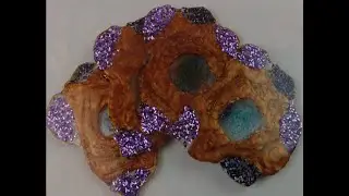 (49) Geode onderzetters. Glitters aan de buitenzijde. Lila/paars/bronze.