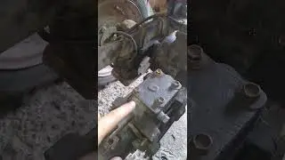 ВОМ трактора Прикарпатець