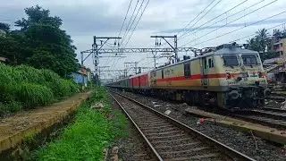 11019 Konark Express Passing Rushing Towards Kalyan Jn