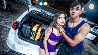 FUGI COM A VITÓRIA PARA O BECO, VAMOS MORAR JUNTOS