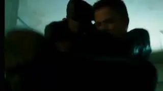 Woman strangles man to death ( headscissors)