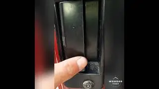 Cómo arreglar una puerta de una ven