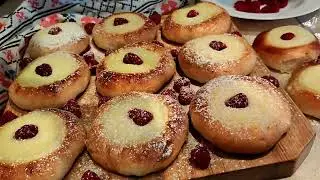 Домашние булочки " СМЕТАННИКИ "