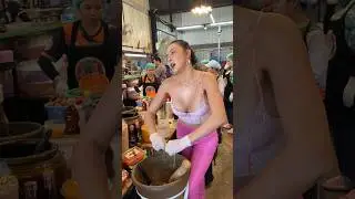 ВЫЖИМАЕМ ЛАЙМЫ с популярной владелицей ресторана в Паттайе 