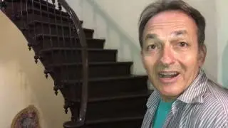 Бывший дом богатого кубинца, позже - коммуналка, а сейчас - музей