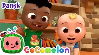 Ti små busser | Børnesange for Babyer | CoComelon Dansk