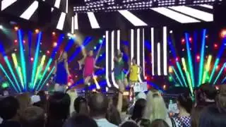 Шоу группа 