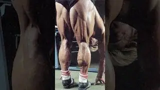Tom Platz's Ultimate Guide: Why Lifting Shoes are Essential for Squatting! 