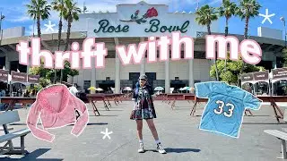 THRIFT WITH ME // thrift gods *CURSED* me with rain + expensive prices!!!