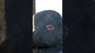This rock kinda…… 😳
