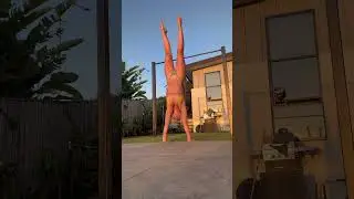 Happiness is… handstand press progress 🤩 #presshandstand