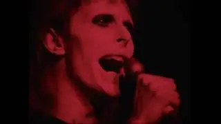 David Bowie - Rock ‘N’ Roll Suicide (Live at Hammersmith Odeon, London 1973) [4K Upgrade]