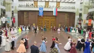 Полька тройками. Традиционный осенний бал на Поклонной горе 15 октября 2016 года