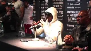 FLOYD MAYWEATHER SAYS HE'LL COMFORTABLY BE ABLE TO LIVE WITH THE AKWARDNESS OF CONOR McGRGEOR