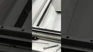 Лазерний ЧПУ СО2.