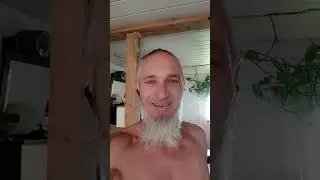 А чего или кого ты ждёшь ? и не живёшь...