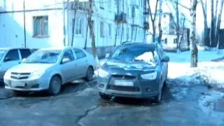 В Ижевске вандалы вновь изрисовали автомобиль