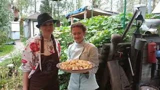 рецепт салата цезарь, ролы и суп том ям.