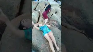 intip apem daleman tante ngangkang pasrah dipantai 