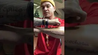 Дэнсит на Карибском числе перед сеансом