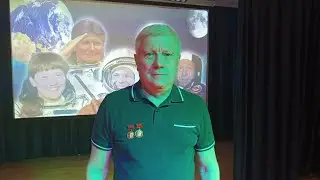 С ДНЁМ КОСМОНАВТИКИ!!!УРА ТОВАРИЩИ!!!