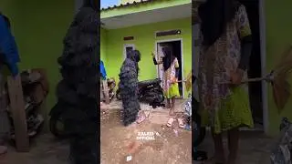 Dikejar GRANDONG sampai depan rumah Emak Ijot ngamuk