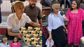 Beautiful Girl Selling Vada Pav in Delhi😱😱 खूबसूरत लड़की लगा रही है दिल्ली में वड़ा पाव का ठेला😳😳