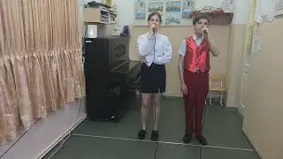 муз.  А.  Миронова, сл.  В.  Маленко "Над городом"  Исполняют Савина Арина и Карташов Антон
