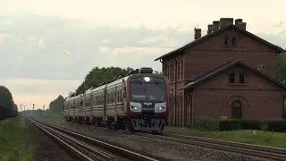 Дизель-поезда ДР1АЦ-219+185 на ст. Науене / DR1AC-219+185 DMU's at Naujene station