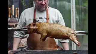 молочный поросенок на вертеле