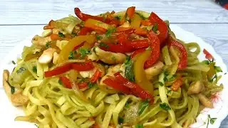 Я бы это и ночью ела. Соус придаёт блюду приятнейший вкус, дополняемый овощами. Чудесное блюдо.