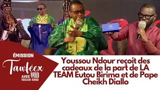 Youssou Ndour reçoit des cadeaux de la part de LA TEAM  Eutou Birima et de Pape Cheikh Diallo