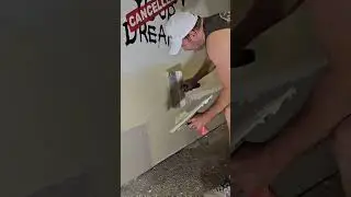 Finish drywall join in my studio, which used to be my garage