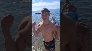 МОРЕ, МОРЕ - МИР БЕЗДОМНЫХ😂
