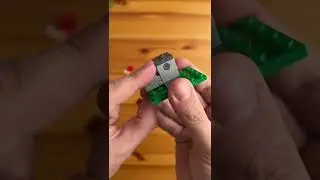 Собираем вместе конструктор из журнала LEGO Minecraft 