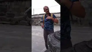 Колонны сделанные на токарном станке. Индия. Белур