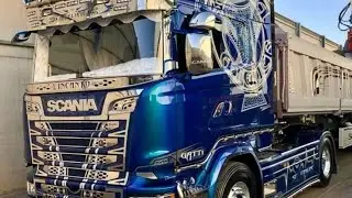 Scania r730 v8 interior